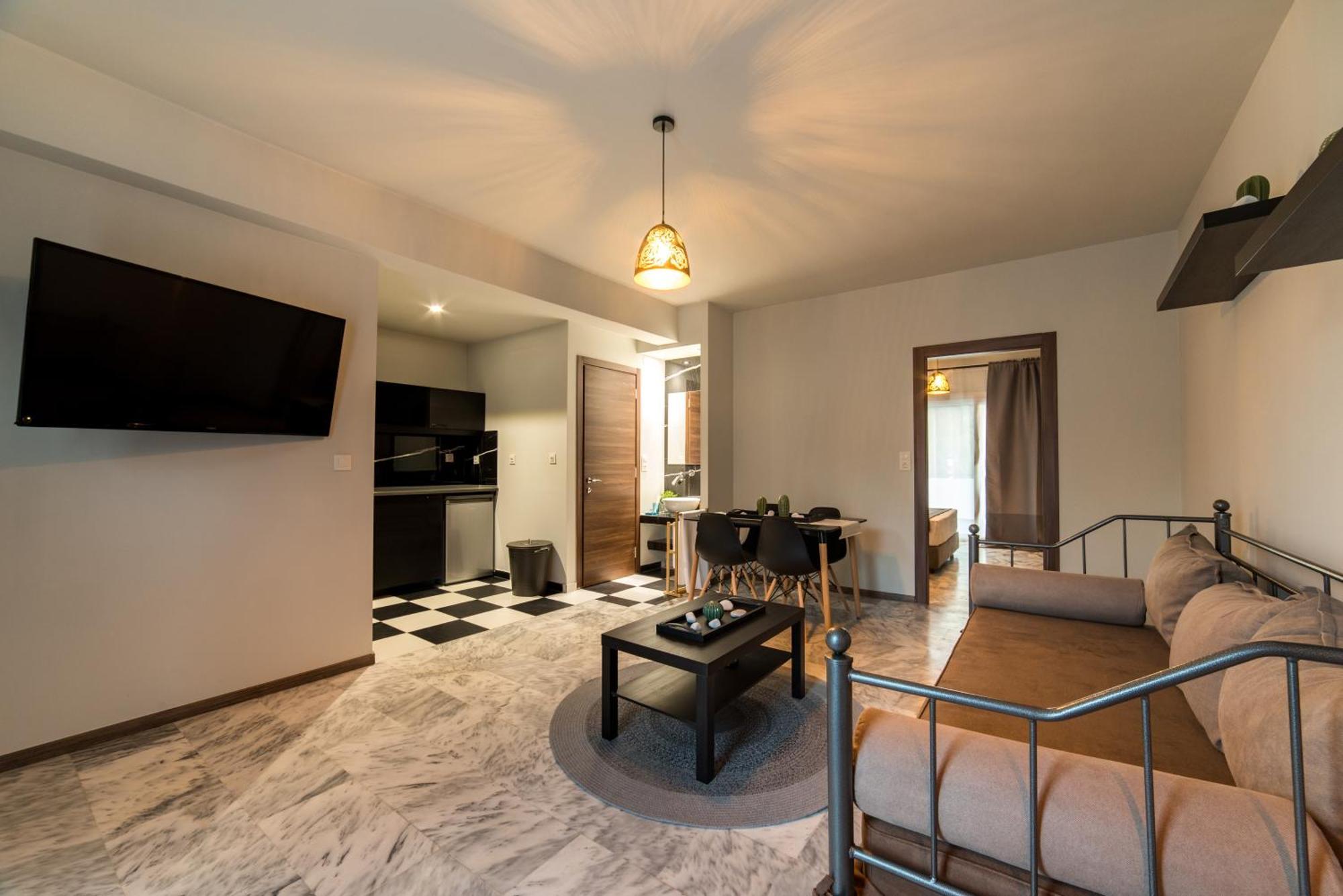 Oinoelia Luxury Suites & Residence Potos Exterior photo