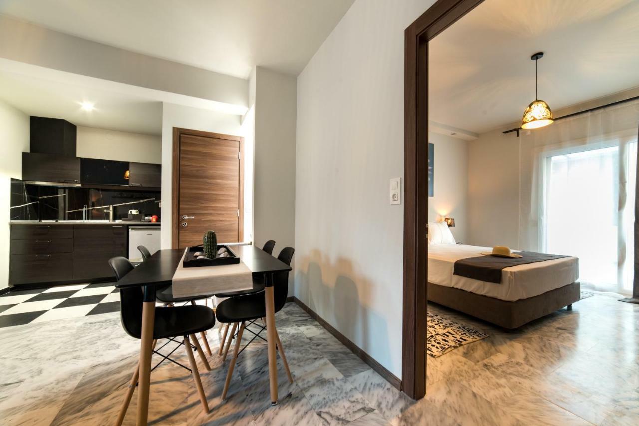 Oinoelia Luxury Suites & Residence Potos Exterior photo